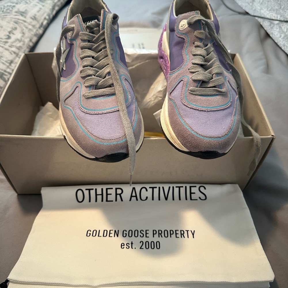 Golden Goose Purple Sneakers Retro-Inspired Design
